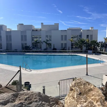 Modern 3 Bedroom - Le Mirage, Cancelada Estepona